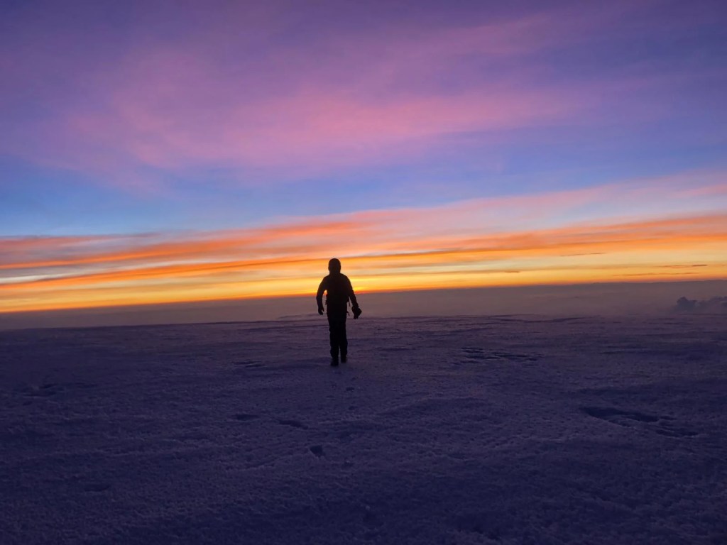 Antes de subir: 10 principios para disfrutar la montaña sin dañarla