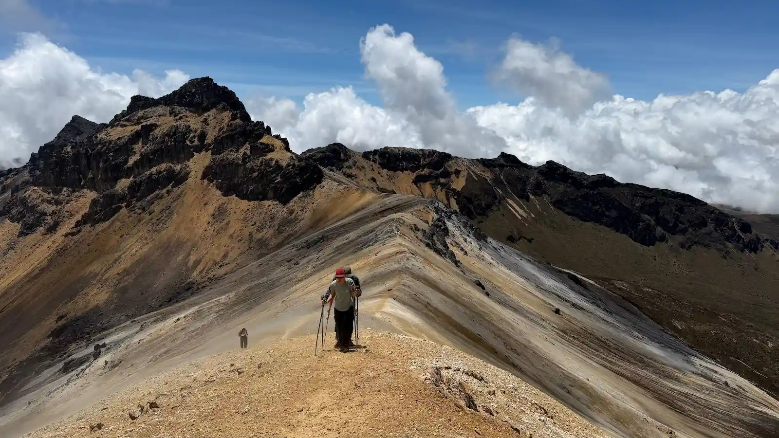 summit paramillo